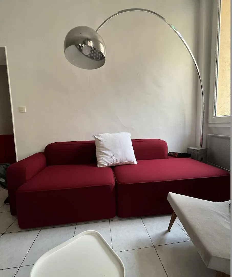 Appartement Centre Ville Avec Patio Marseille Apartment